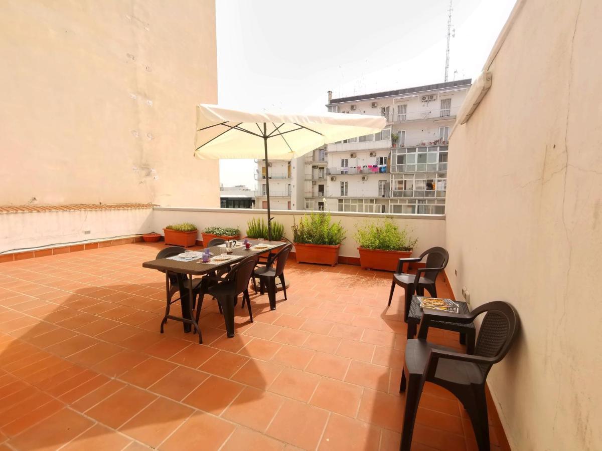 Апартаменти Terrazza Cavour Барі Екстер'єр фото