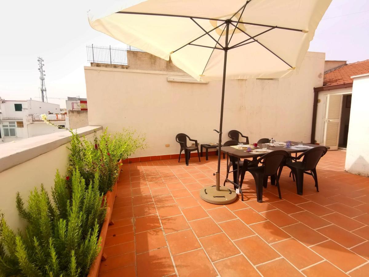 Апартаменти Terrazza Cavour Барі Екстер'єр фото